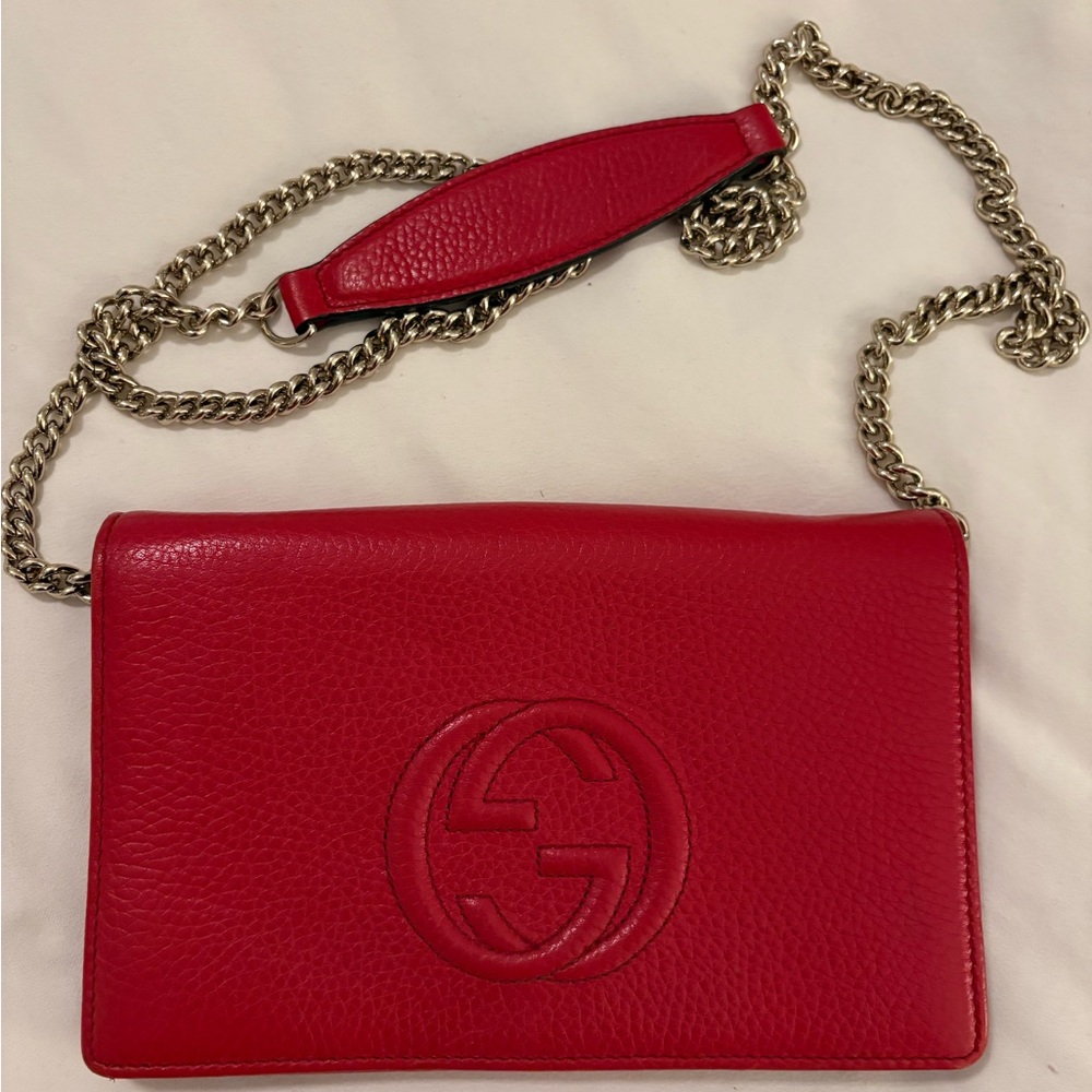 Gucci Red Crossbody Bag with Chain Strap